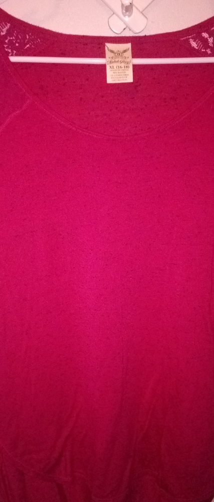 Woman's long sleeve shirt